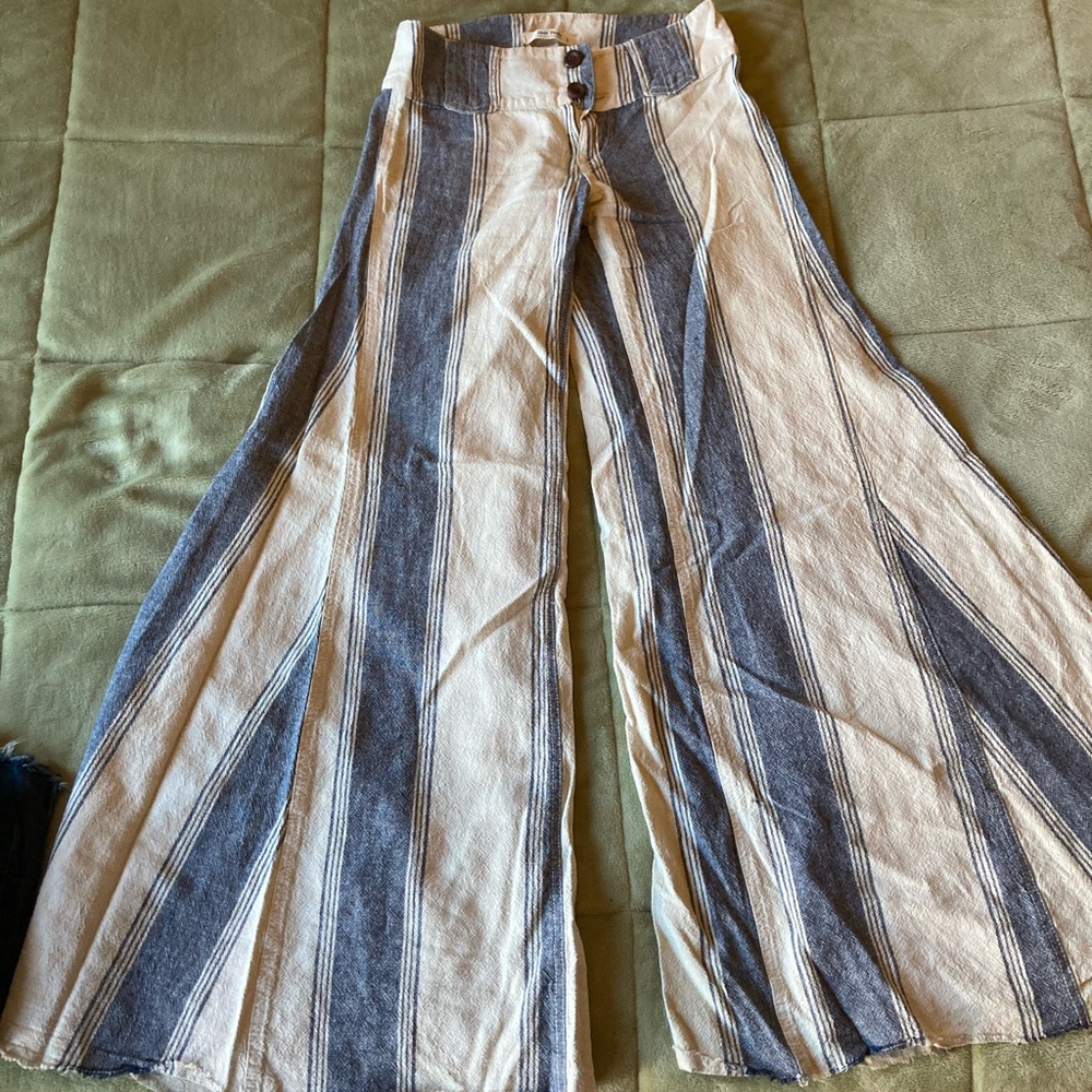 Free people wide leg flare jeans sz 2